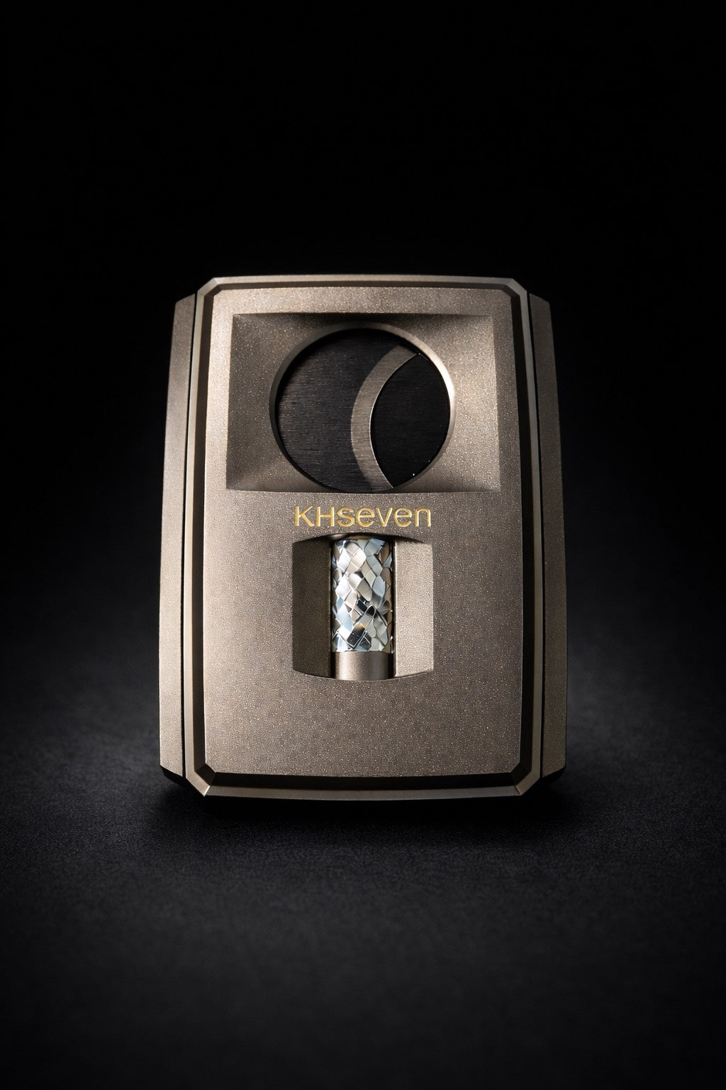 KHSEVEN P002A (黑刃鈦)CIGAR CUTTER
